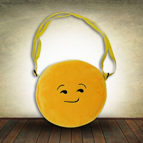16.5cm DIA Emoji Bag - Smirk