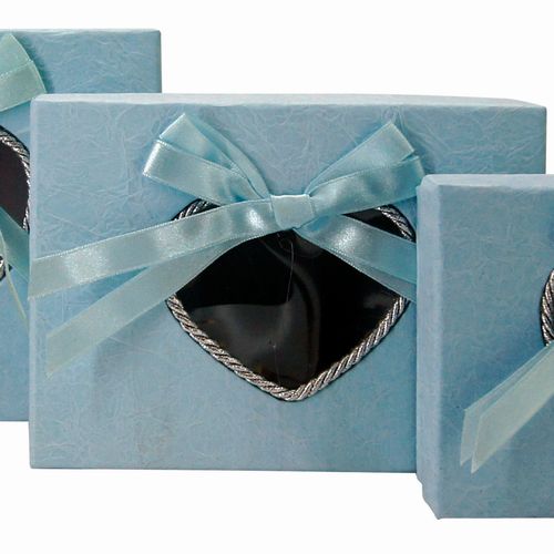 GIFT SET OF 3 LIGHT BLUE WITH WINDOW