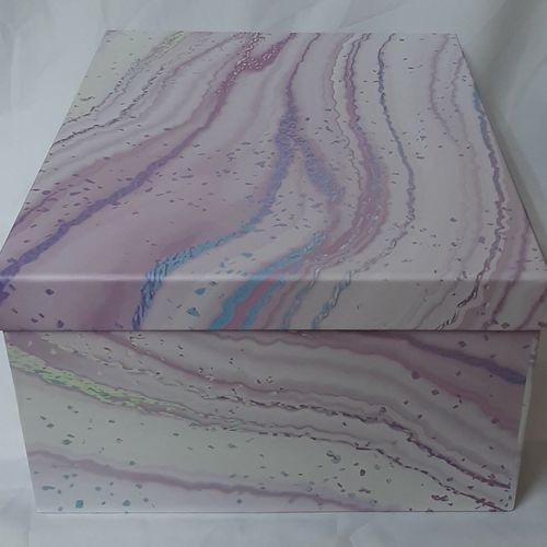 GIFTBOXES SET OF 10 WHITE WITH PINK 