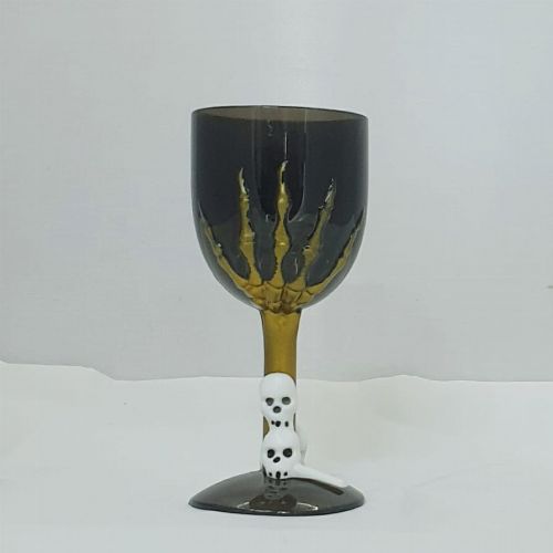 HALLOWEEN GLASS WITH SKELETON HAND BLACK