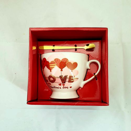 GIFT PACK V SHAPE LOVE MUG & SPOON 